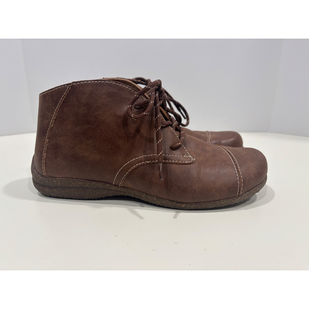 b.o.c. Born Concept Womens Brown Lace Up Ankle Boots Size 9M BC0009518 Chukka